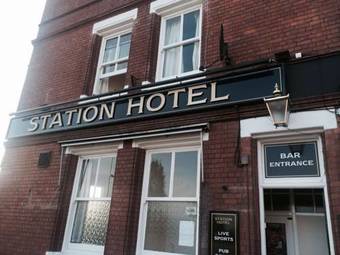 Bed & Breakfast Station Hotel