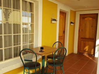 Hostal Lali's Guesthouse