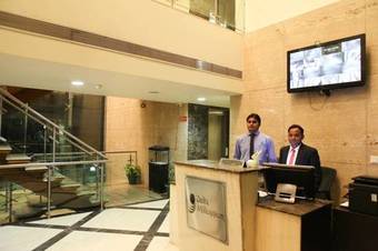 Hotel Golf View Suncity, Gurgaon