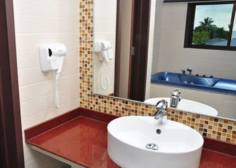 Hotel Rashu Hiyaa