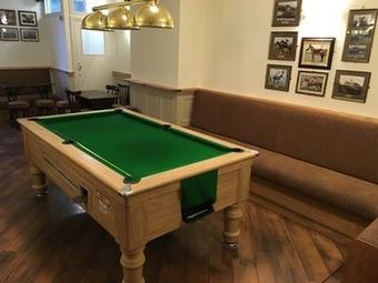 Hostal Buck House Hotel