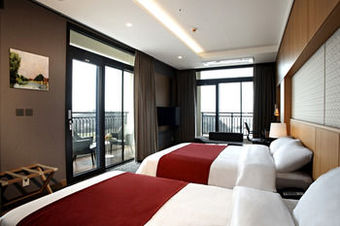 Ramada Gangwon Sokcho Hotel