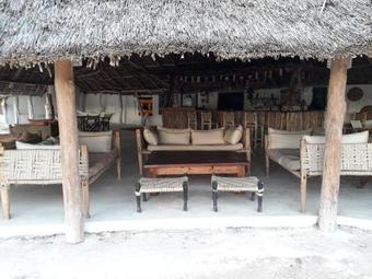 Albergue Merry Crab Beach Hotel