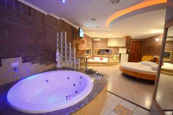 Hotel Motel Casa De Pedra