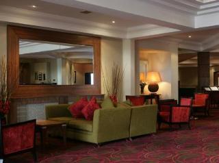 Hotel Menzies Irvine (room Only)