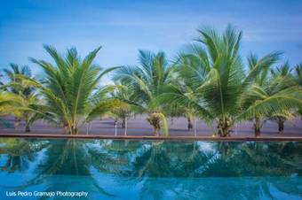 Pacific Pearls Lodge