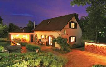 Holiday Home White Pearl