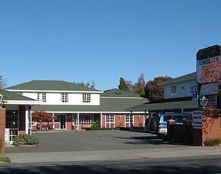 Hotel Admirals Motor Lodge
