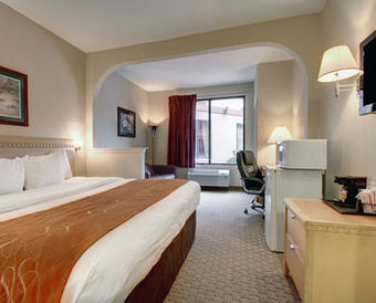 Hotel Comfort Suites Laurel