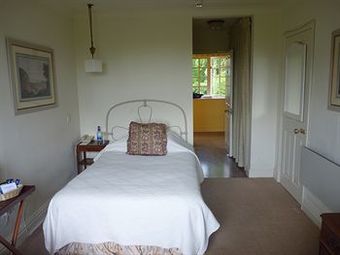 Barnsdale Lodge Hotel And Restaurant