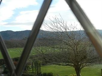 Bed & Breakfast The Old School