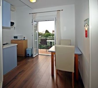 Bacan Serviced Apartments