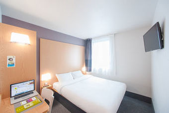 Hotel B&B H�tel Tours Centre St-avertin