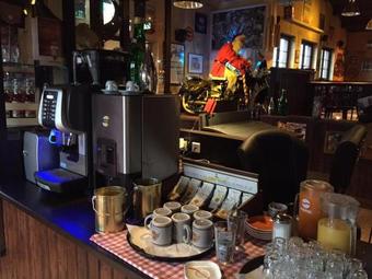 Hotel Road Stop Neandertal