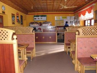 Hostal Laguna Panzio