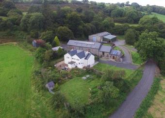 Onnen Fawr Farmhouse