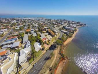 Apartamento Beachfront Apt With Private Pool