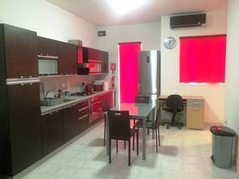 Seabreeze Apartment In Gzira Malta
