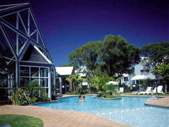 Hotel Broadwater Beach Resort