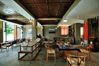 Hostal Dali Hear The Sea Guesthouse