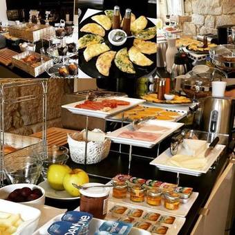 Bed & Breakfast In Porto Gallery Guesthouse