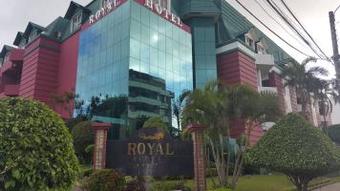 Royal Lodge Hotel (unete)