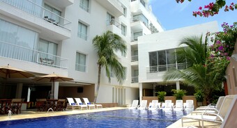 Santorini Hotel & Resort