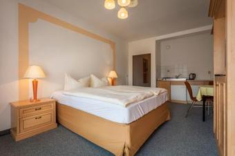 Hostal Pension R�tha