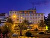 Carlton Hotel