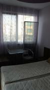 Private Apartment In Sunny House Family