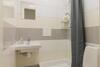 Hostal Tiigi Six Guesthouse