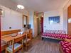 Apartment De1 009