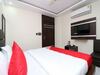 Oyo 15671 Hotel Jalsa Dlx