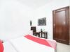 Oyo 15652 Hotel 51