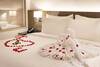 Dqua Hotel And Apartment