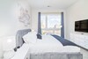 Hyatus Downtown At Yale - Stunning Luxury Apartments