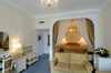 Hotel Ambassador-zlat� Husa