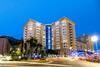 Central One Bed Apartment, Sleeps 4 With Roof Top Pool.