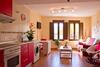 Apartamentos La Fragua, Medio