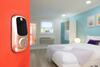 Apartamento Local And Colorful Studio With Parking In Top Location