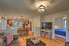 Cozy Hendersonville Home With Deck And Fire Pit!