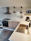 Centralt Och Havsn�ra! Stuga I Lugnt Villomr�de