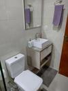 Grey House, Pr�ximo A Gramado E Ao Templo Budista