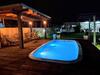 Casa Na Beira Da Lagoa Com Piscina E Rampa Para Embarca��es