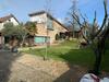 Fant�stica Vivienda Con Amplio Jard�n Y Piscina