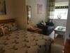 Hostal Strathavon B&B
