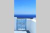 Villa Lodras' House, Genuine Santorini Experience
