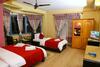 Hotel Silver Oaks Inn