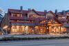 Hotel Banff Ptarmigan Inn