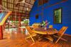 Hostal Tico Adventure Lodge